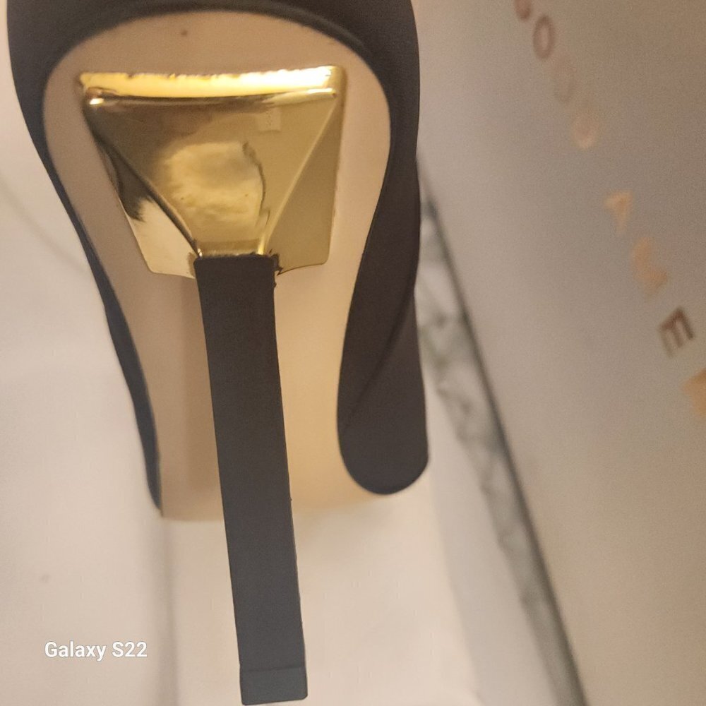 NIB Good American - High Kickstand Boots - Neoprene Chocolate. NIB. Various - Picture 7 of 10